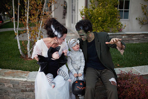 Family-Halloween-Costume